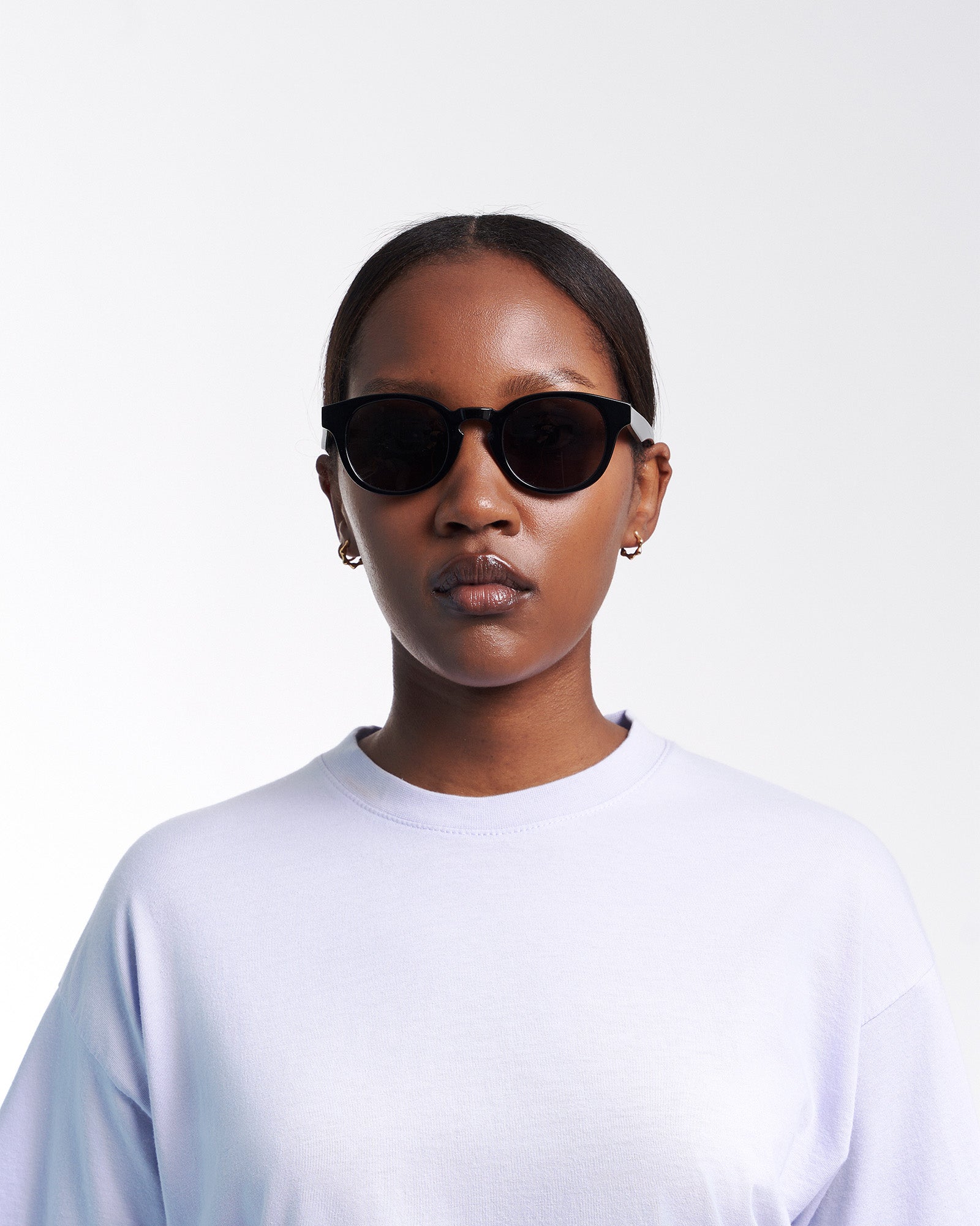 Sunglass 12 - Deep Black Solid - Black - Female